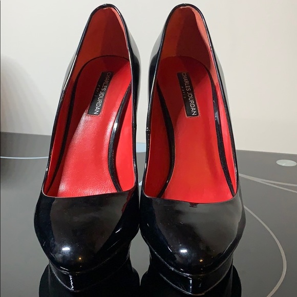 Charles Jourdan - Picture 2 of 9